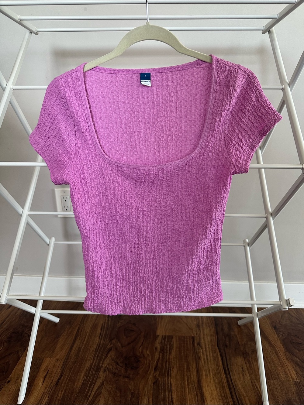 Women’s Textured Scoop Neck Top - Pink